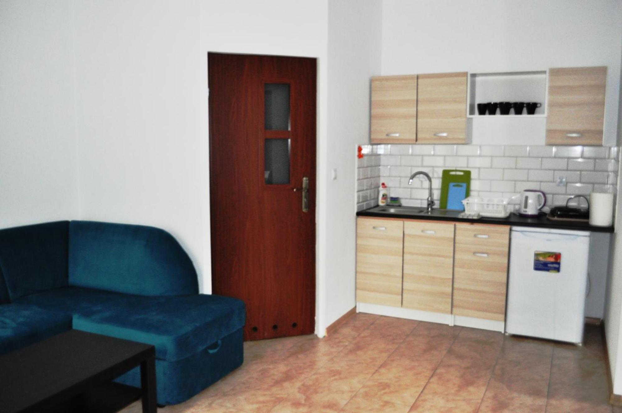 Osrodek Wypoczynkowy Raf-Mil Aparthotel Wicie  Exterior photo